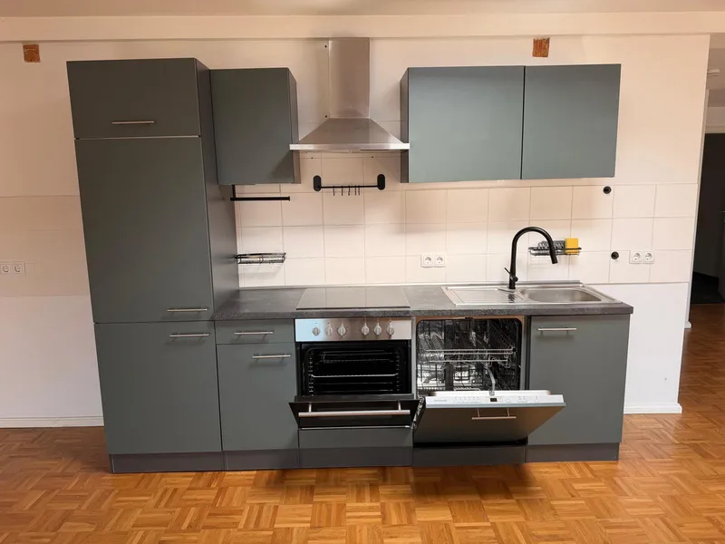 WG Geeignet: Moderne & helle 3-Zimmer-Wohnung in Berlin-Lichtenberg — photo 1